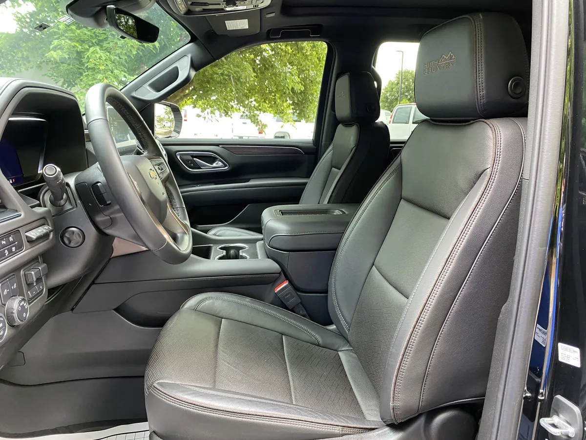2024 Chevrolet Tahoe High Country thumbnail 15
