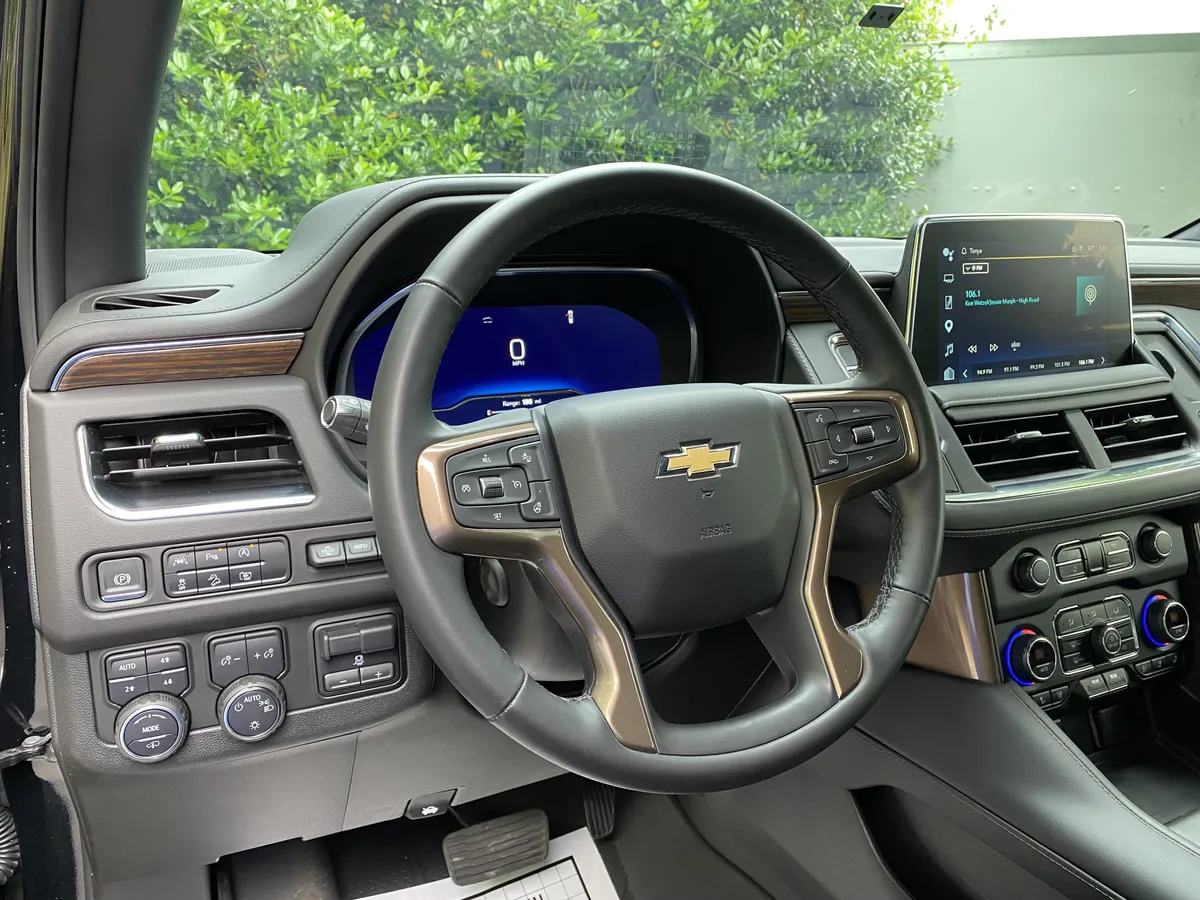 2024 Chevrolet Tahoe High Country thumbnail 16