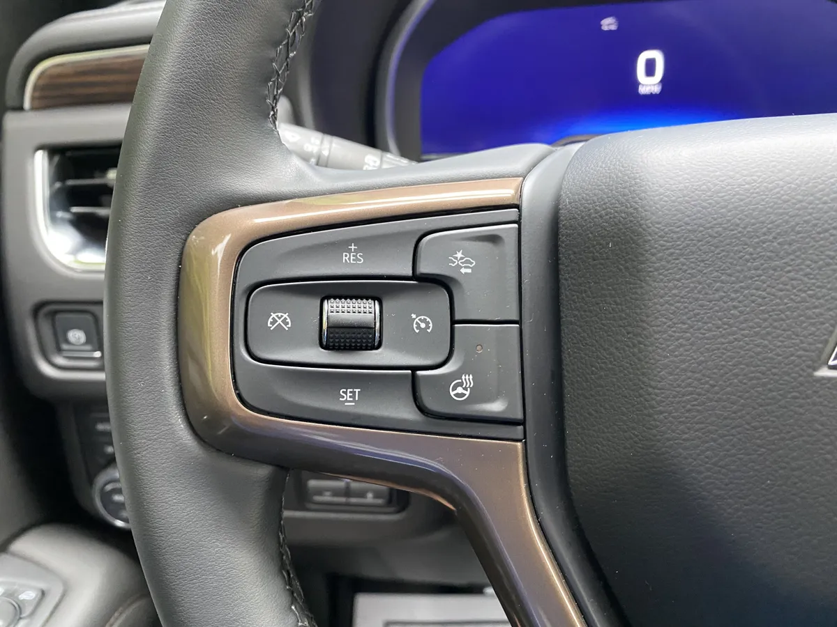 2024 Chevrolet Tahoe High Country thumbnail 19