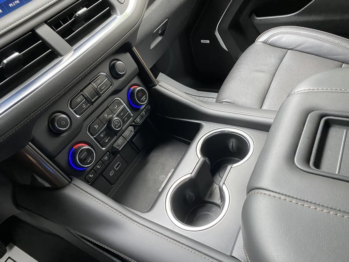 2024 Chevrolet Tahoe High Country thumbnail 30