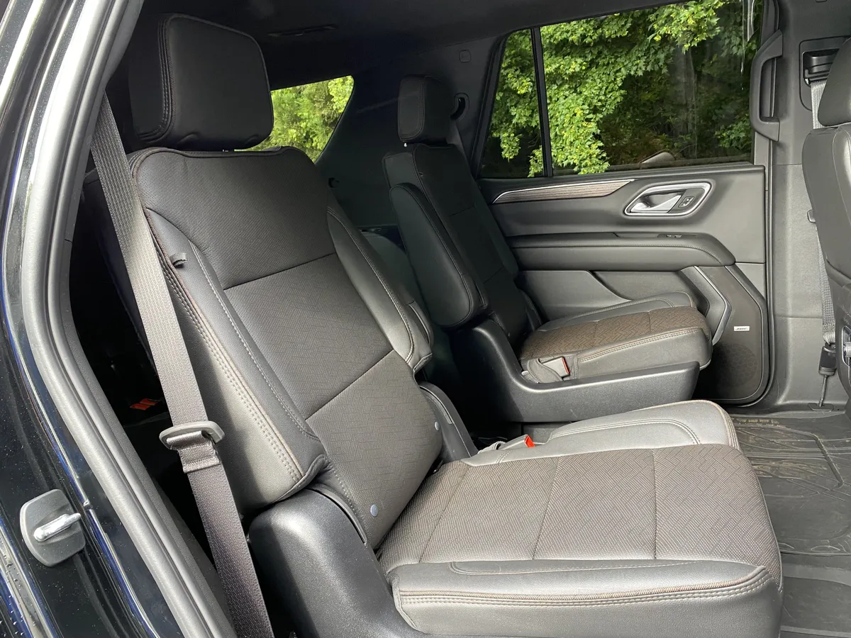 2024 Chevrolet Tahoe High Country thumbnail 37