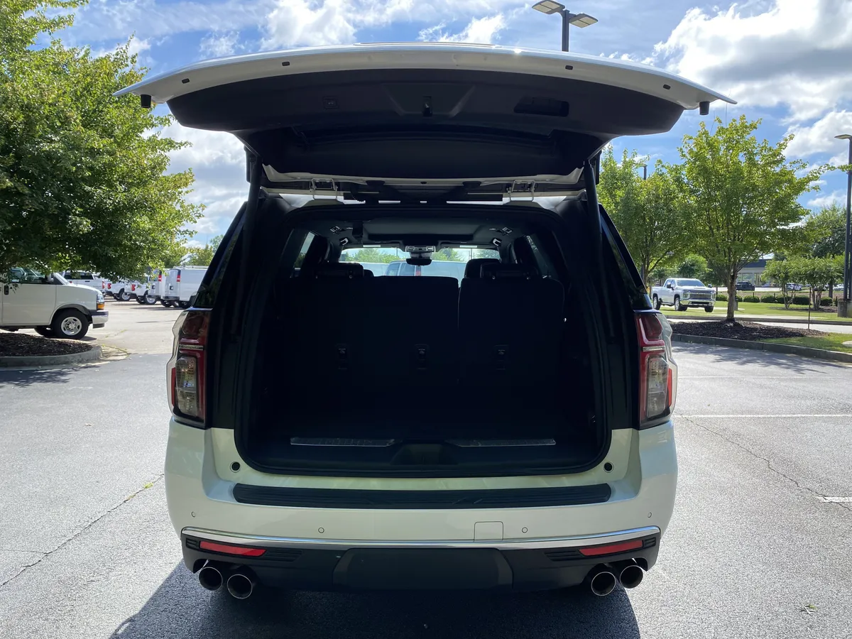 2024 Chevrolet Tahoe High Country thumbnail 10