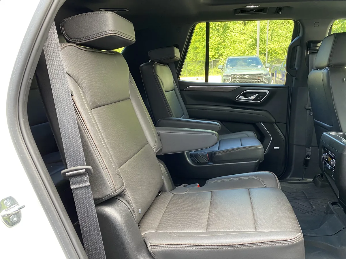 2024 Chevrolet Tahoe High Country thumbnail 37