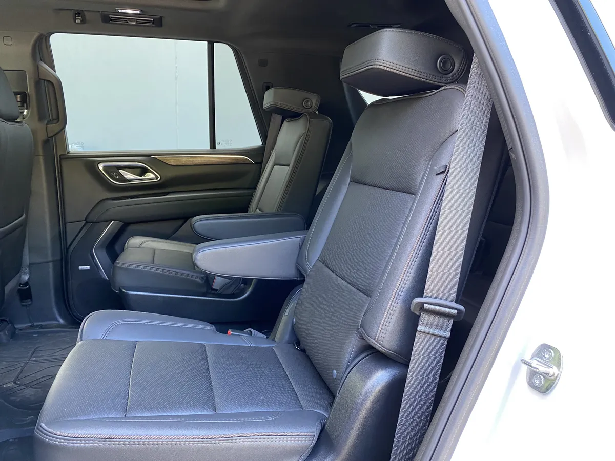 2024 Chevrolet Tahoe High Country thumbnail 38