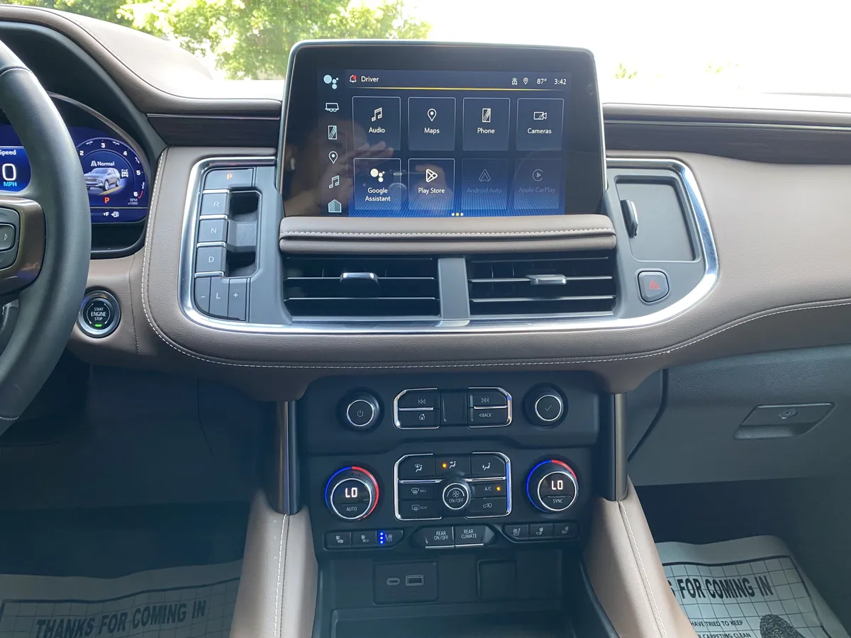 2024 Chevrolet Tahoe High Country thumbnail 25