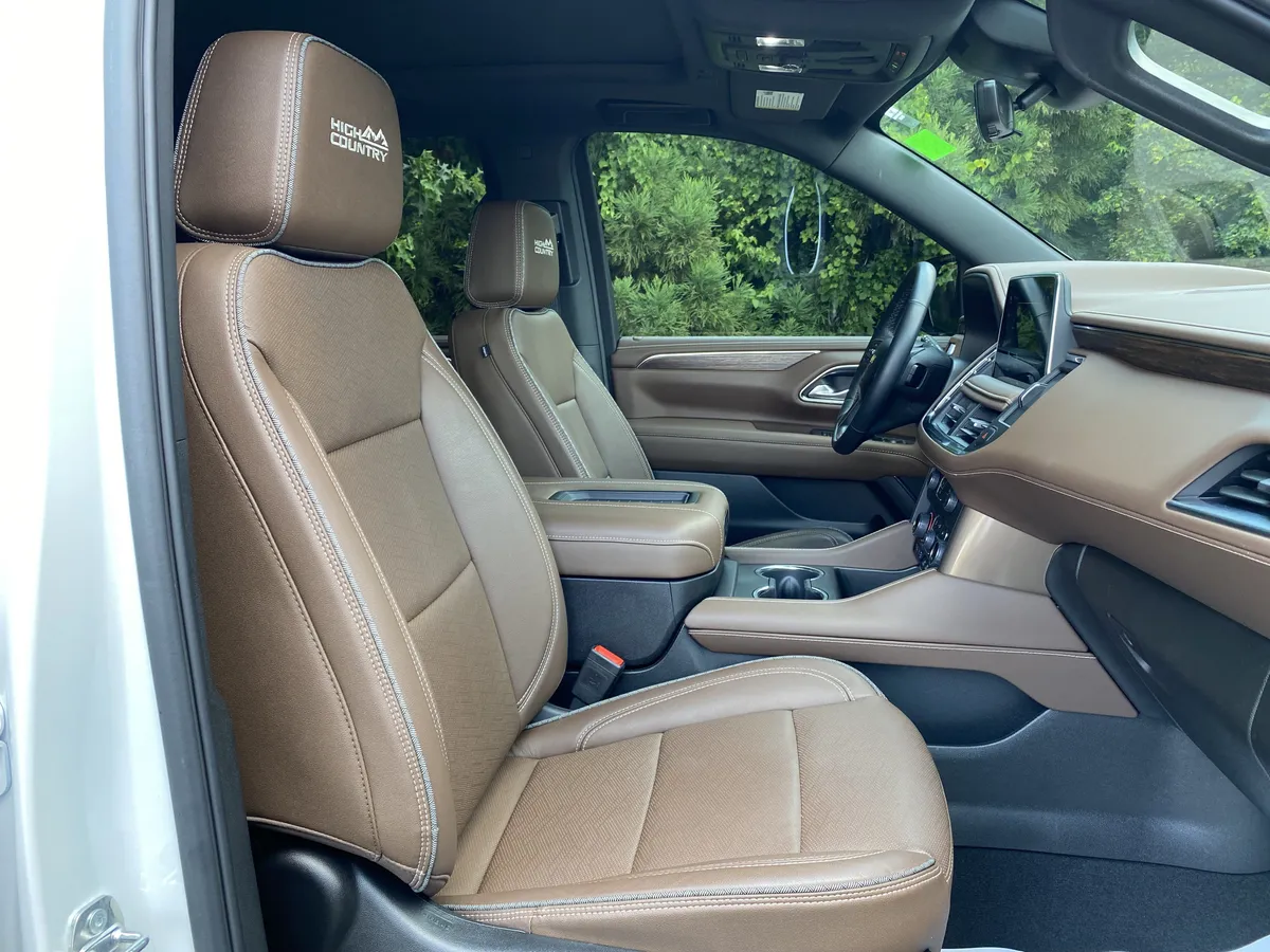 2024 Chevrolet Tahoe High Country thumbnail 36