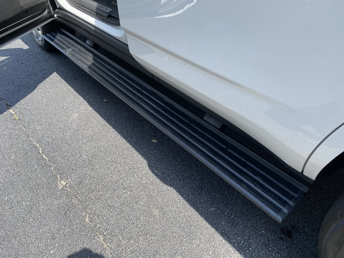 2024 Chevrolet Tahoe High Country thumbnail 42