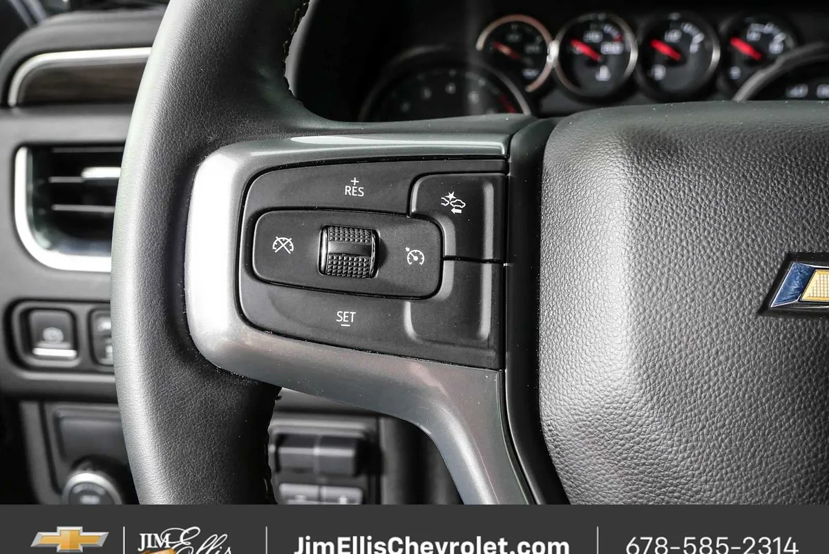 2024 Chevrolet Tahoe LS thumbnail 10