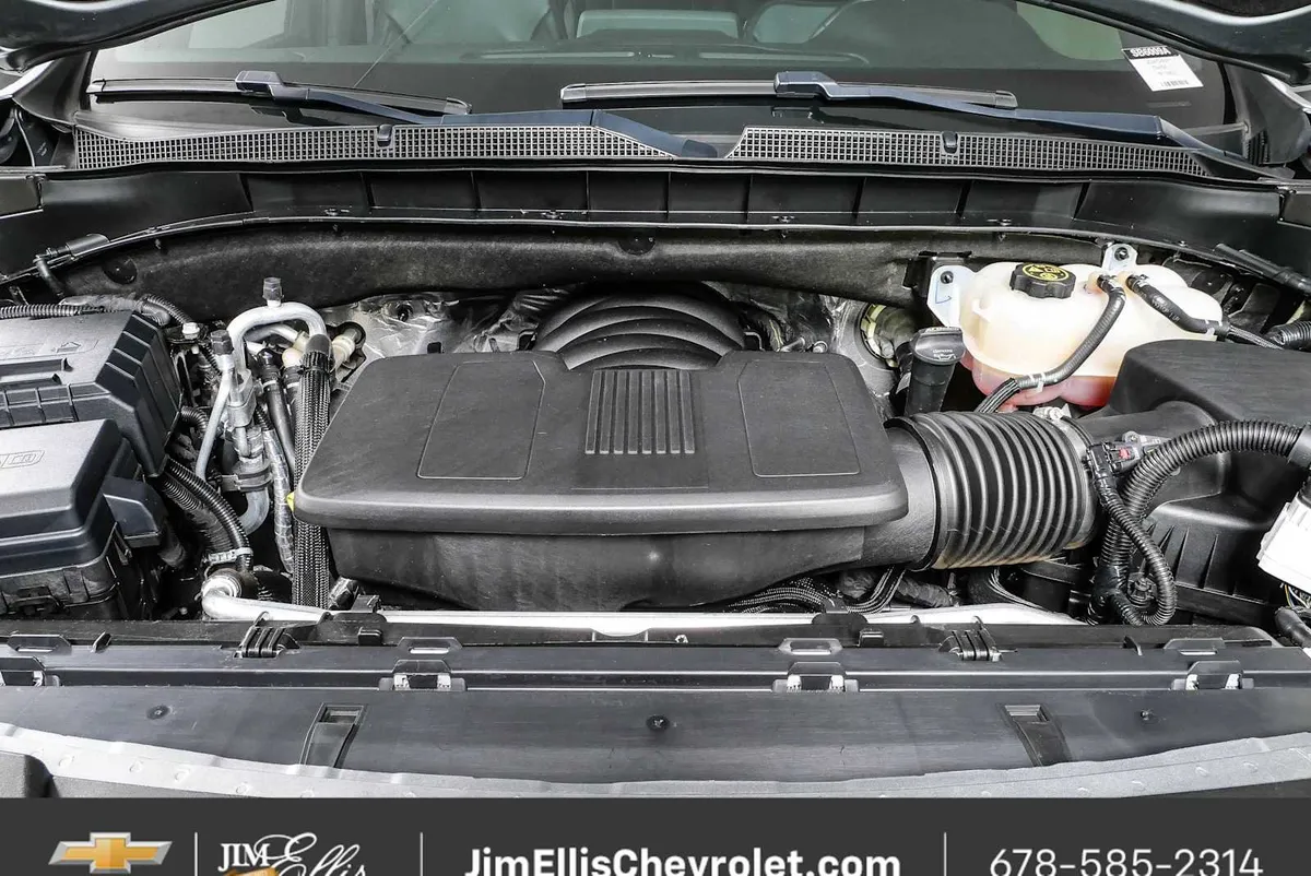 2024 Chevrolet Tahoe LS thumbnail 35