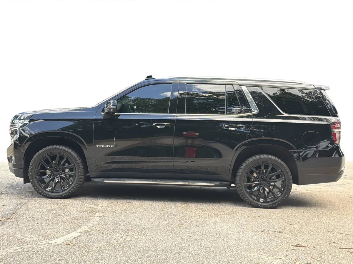 2024 Chevrolet Tahoe LT thumbnail 23