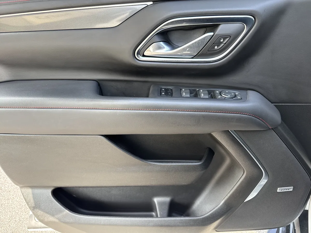 2024 Chevrolet Tahoe RST thumbnail 13