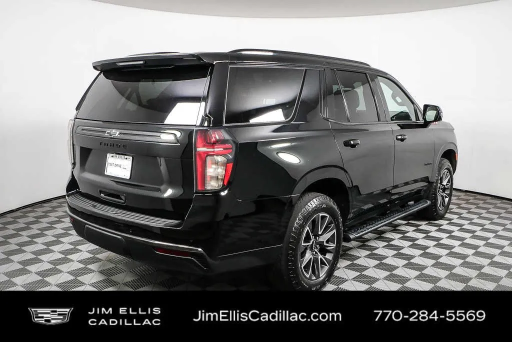 2024 Chevrolet Tahoe Z71 thumbnail 3