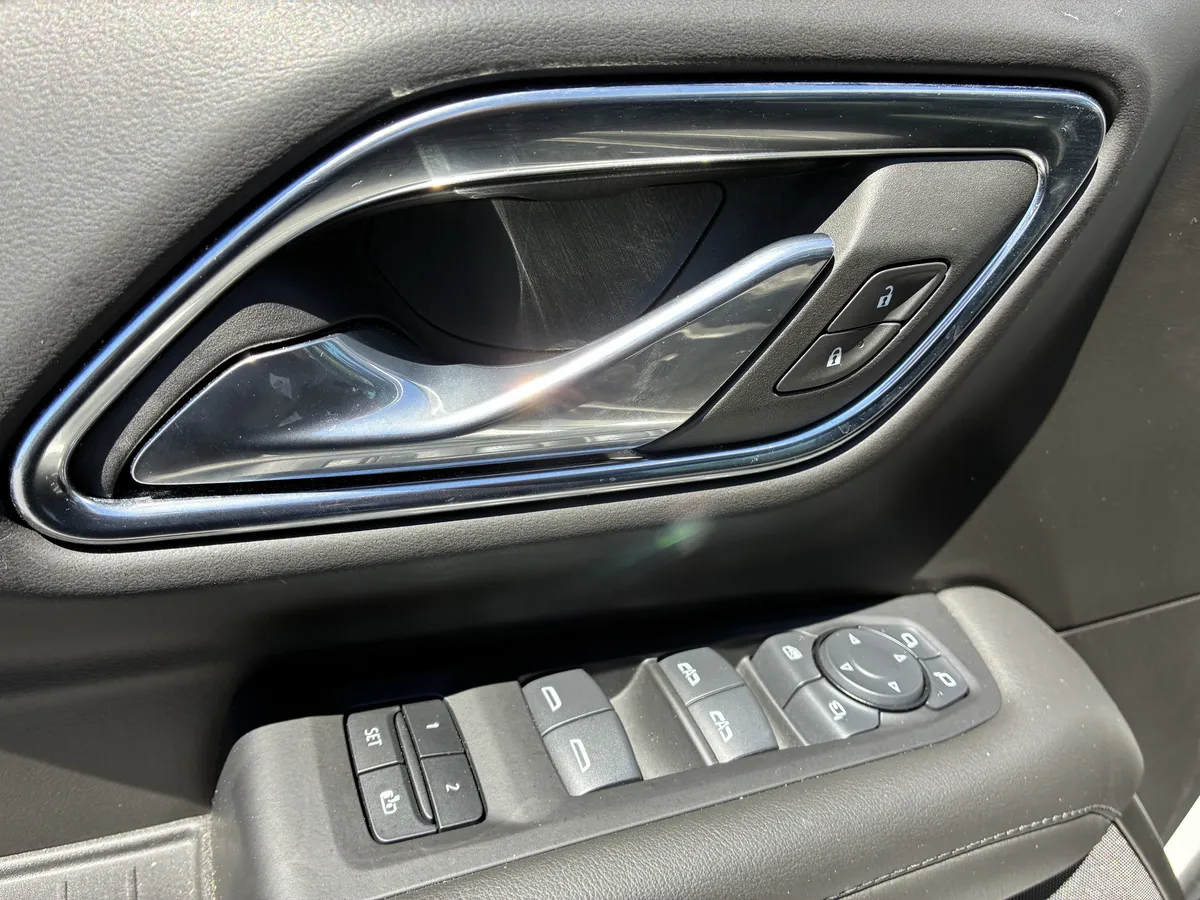 2024 Chevrolet Tahoe Z71 thumbnail 24