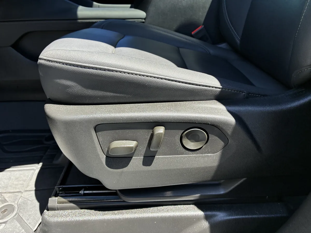 2024 Chevrolet Tahoe Z71 thumbnail 25