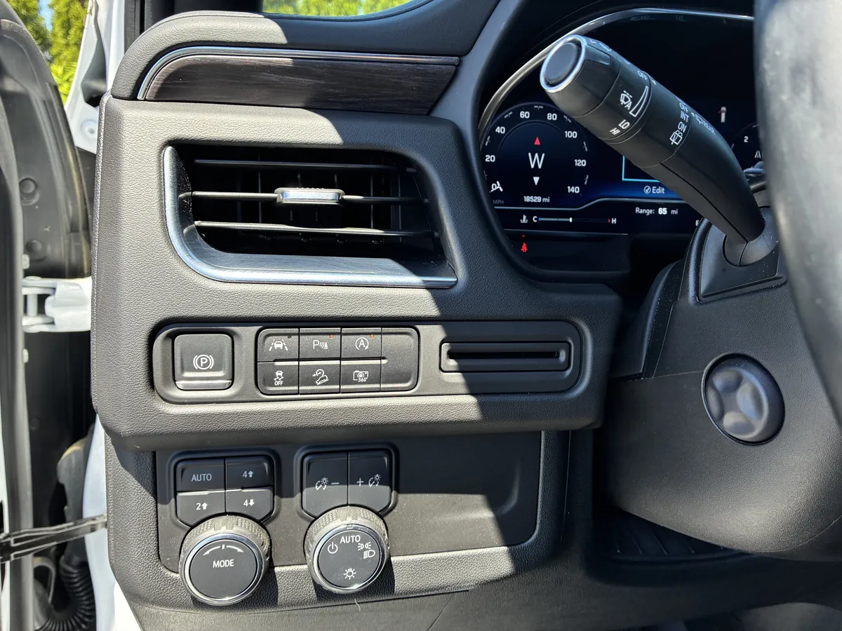 2024 Chevrolet Tahoe Z71 thumbnail 27