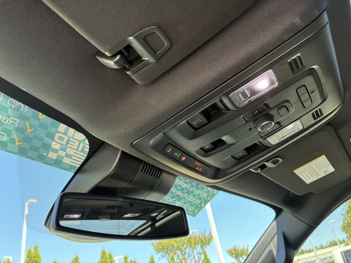 2024 Chevrolet Tahoe Z71 thumbnail 37