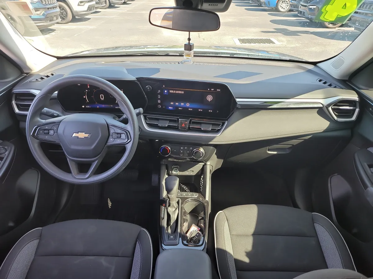 2024 Chevrolet Trailblazer LT thumbnail 13
