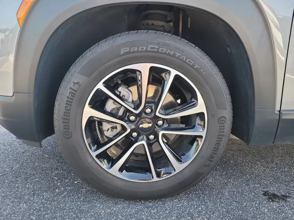 2024 Chevrolet Trailblazer LT thumbnail 9