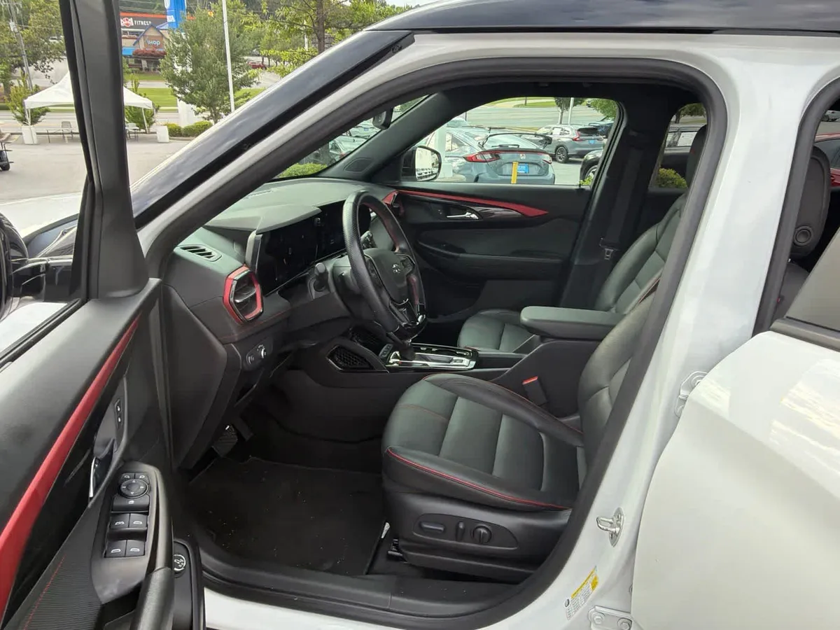 2024 Chevrolet Trailblazer RS thumbnail 18