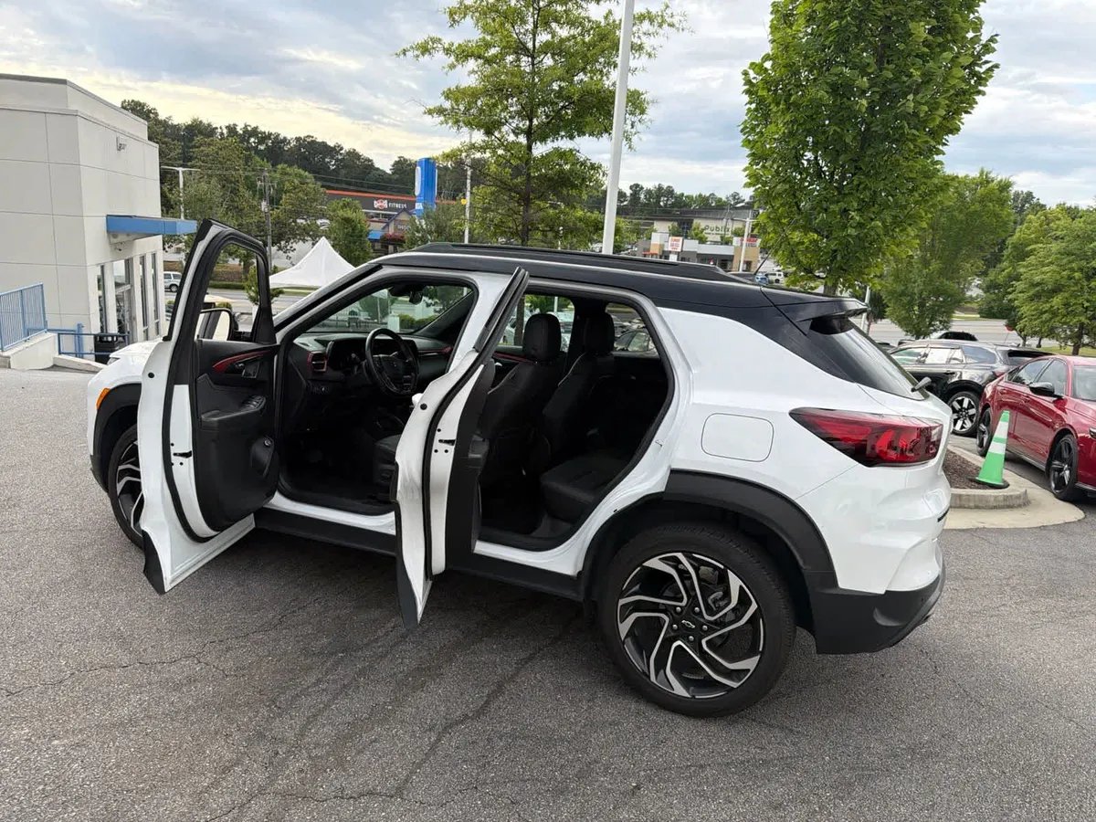 2024 Chevrolet Trailblazer RS thumbnail 21