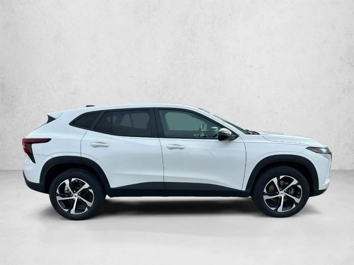 2024 Chevrolet Trax 1RS thumbnail 6