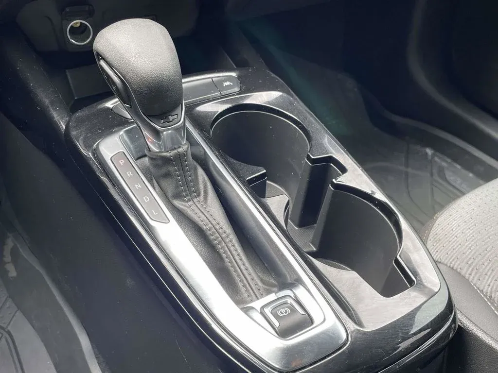 2024 Chevrolet Trax LT thumbnail 18