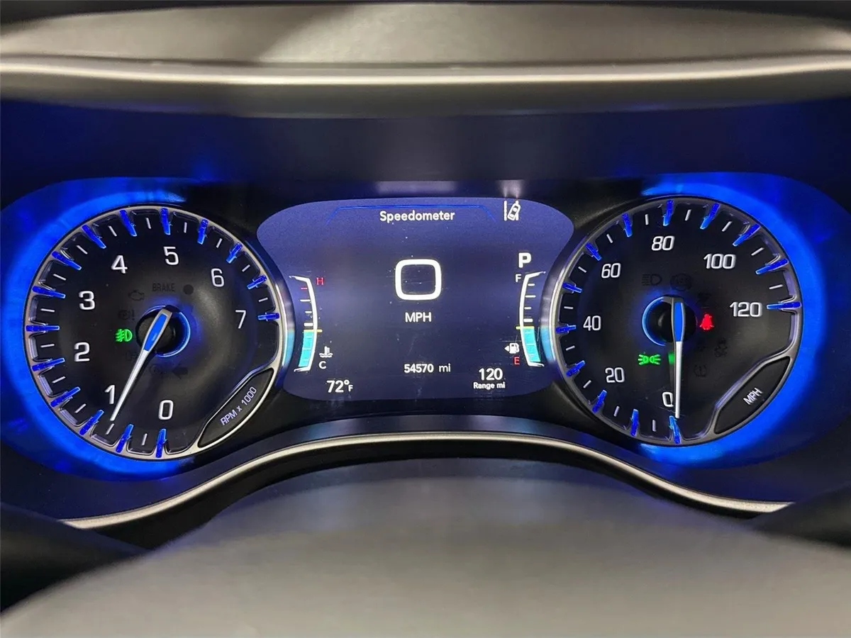 2024 Chrysler Pacifica Touring L thumbnail 20