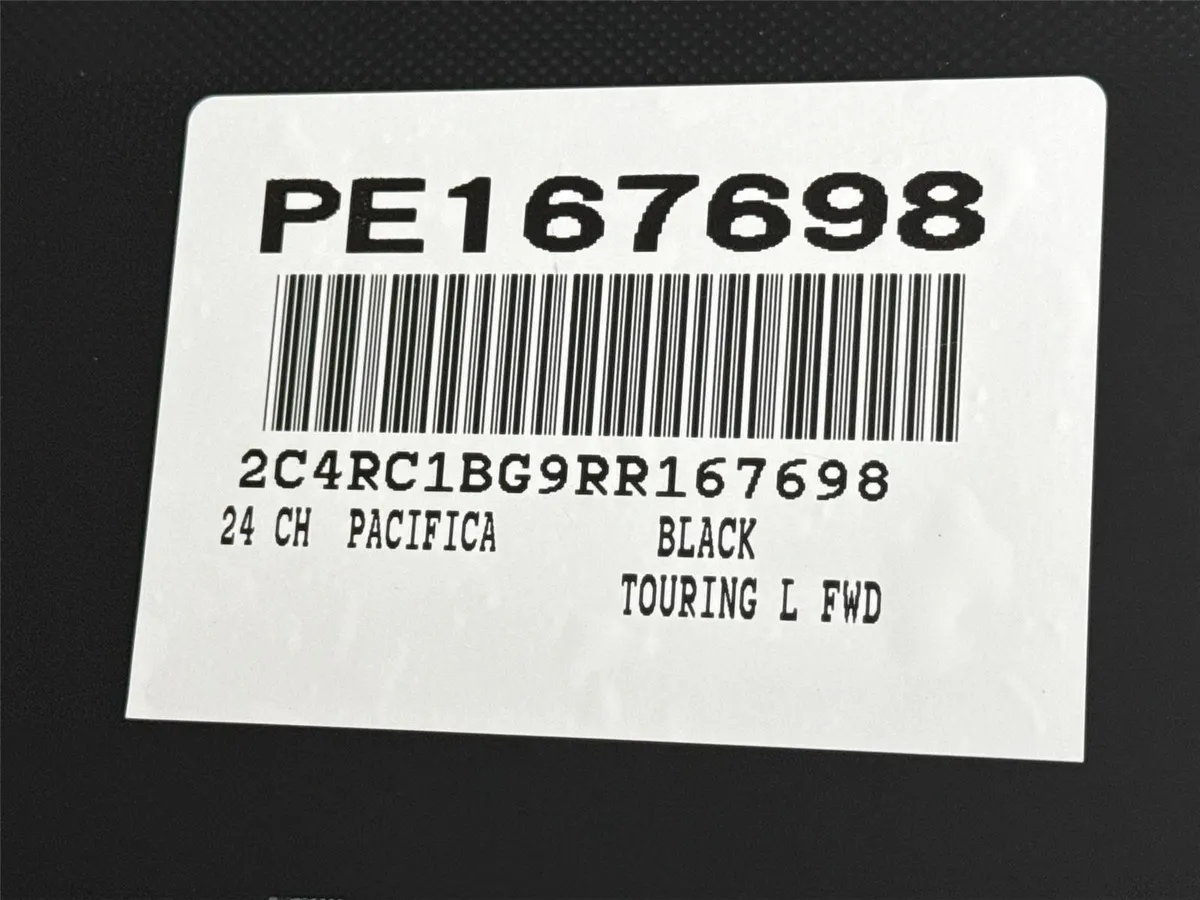 2024 Chrysler Pacifica Touring L thumbnail 42