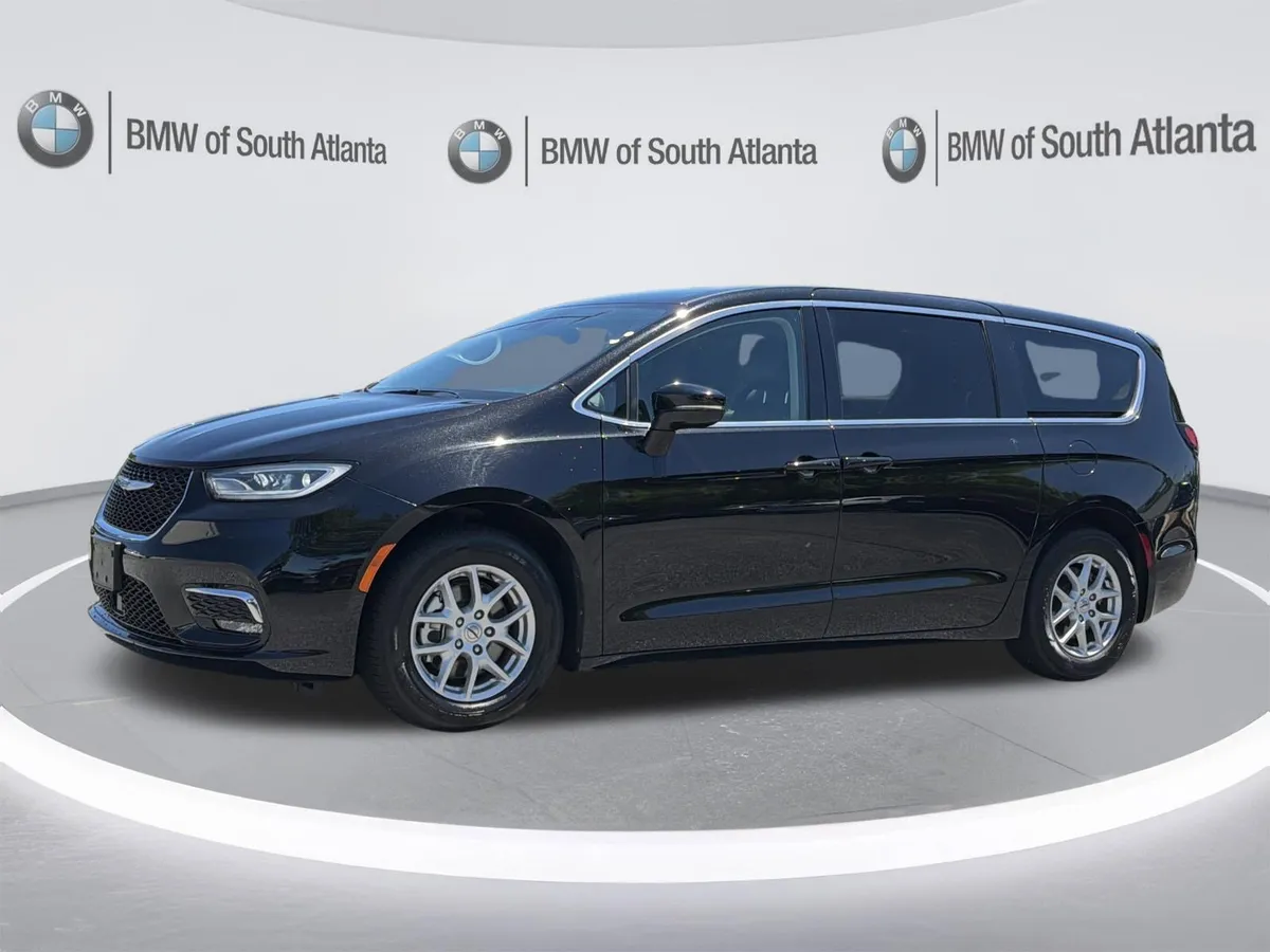 2024 Chrysler Pacifica Touring L thumbnail 21
