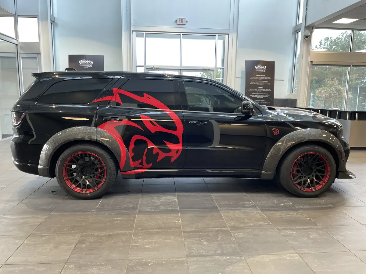 2024 Dodge Durango SRT Hellcat Premium thumbnail 11