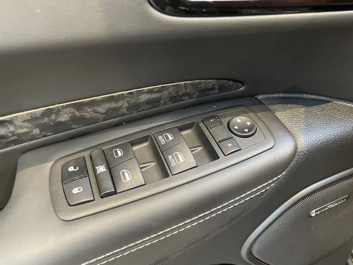 2024 Dodge Durango SRT Hellcat Premium thumbnail 17