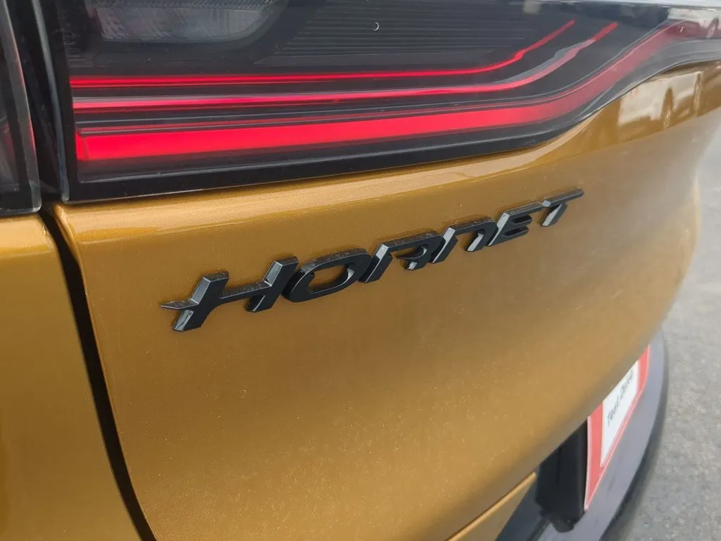 2024 Dodge Hornet R/T Plus thumbnail 30