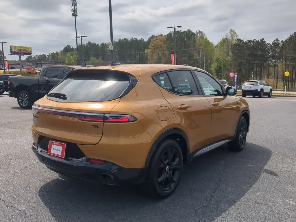 2024 Dodge Hornet R/T Plus thumbnail 5