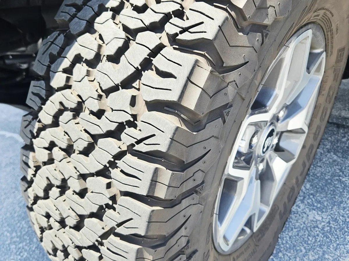 2024 Ford Bronco Badlands thumbnail 13