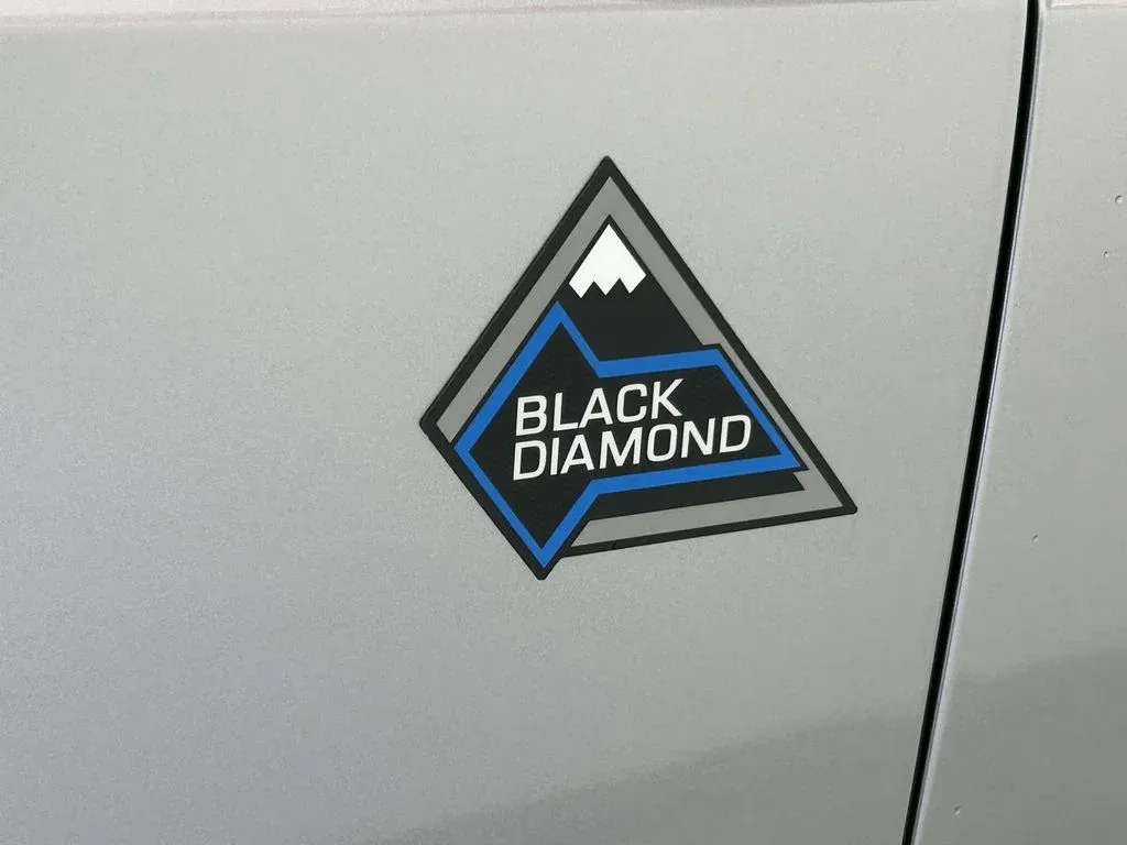 2024 Ford Bronco Black Diamond thumbnail 10