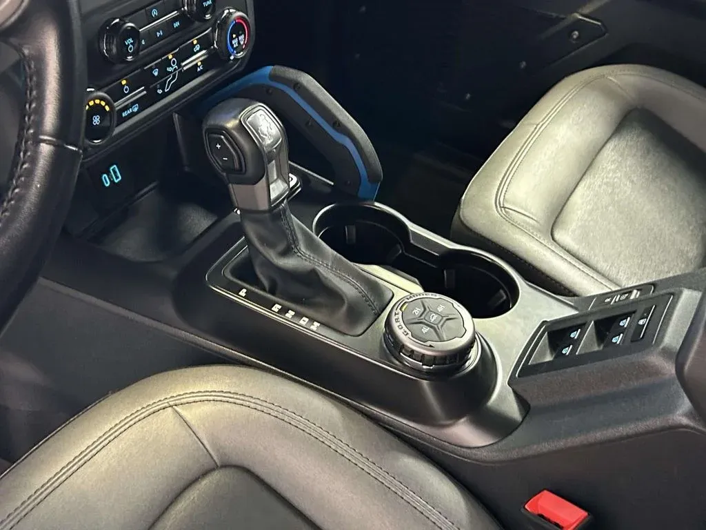 2024 Ford Bronco Black Diamond thumbnail 20