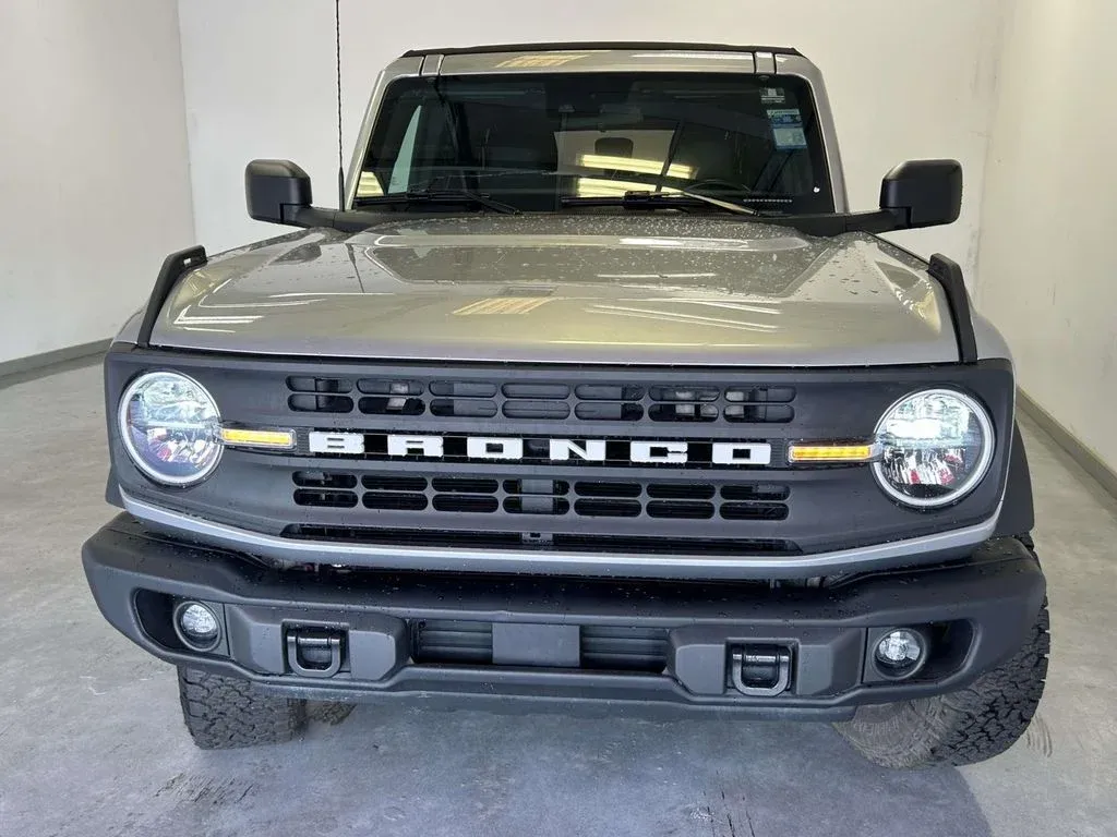 2024 Ford Bronco Black Diamond thumbnail 8