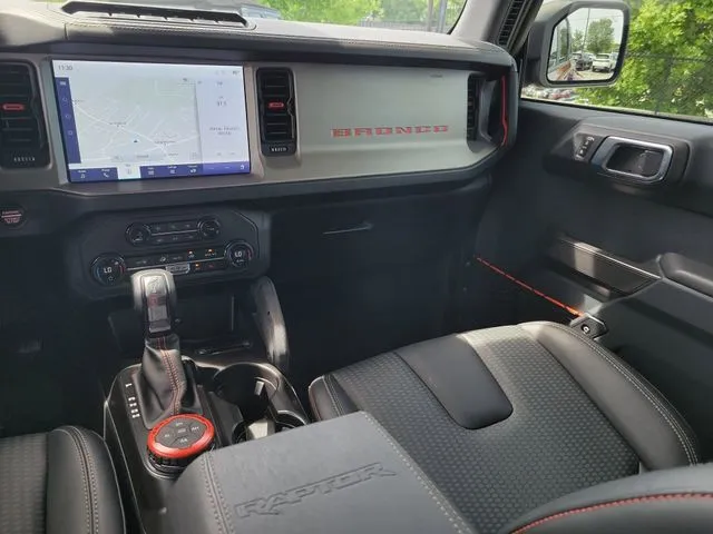 2024 Ford Bronco Raptor thumbnail 29