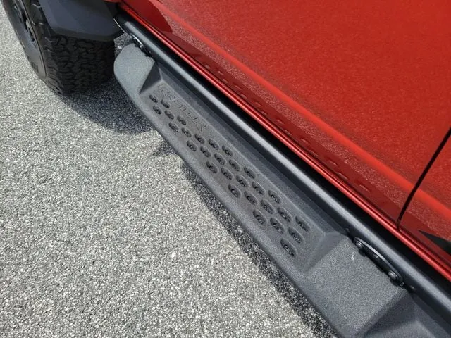 2024 Ford Bronco Raptor thumbnail 32