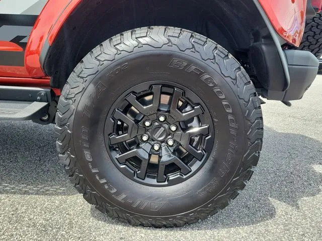 2024 Ford Bronco Raptor thumbnail 7