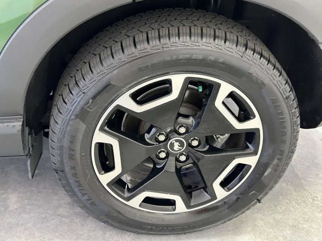 2024 Ford Bronco Sport Outer Banks thumbnail 10