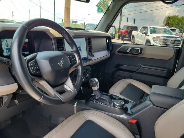 2024 Ford Bronco Wildtrak thumbnail 12