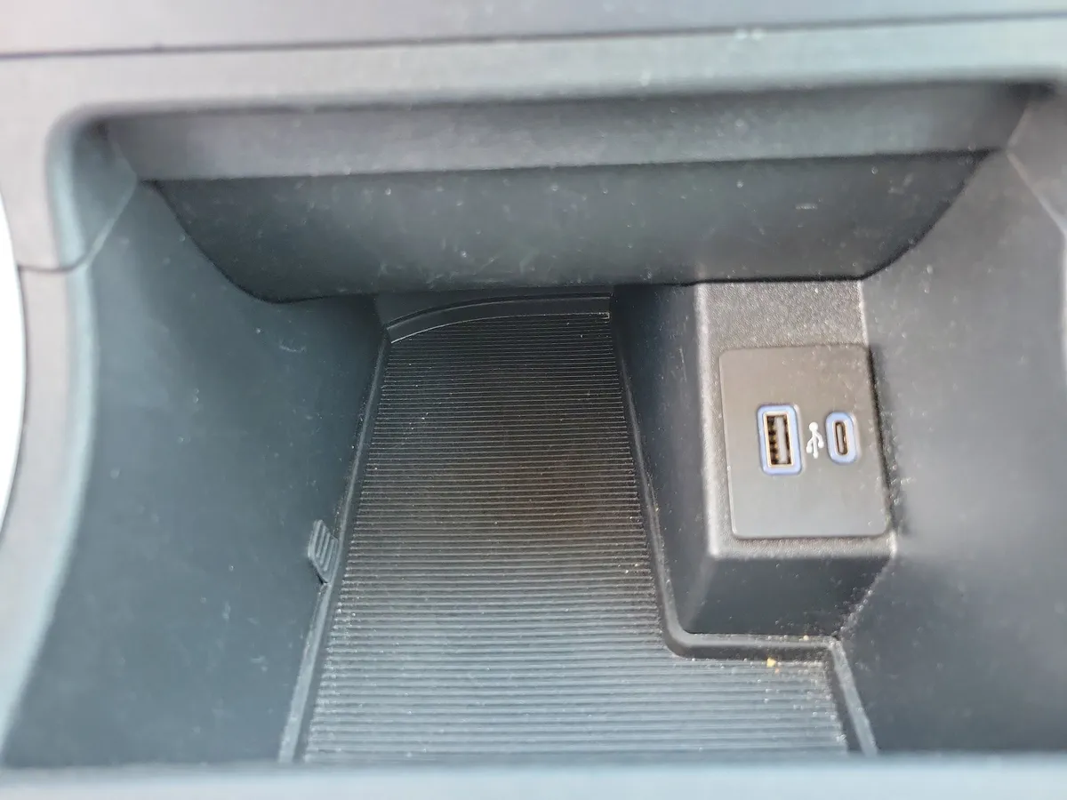 2024 Ford Edge thumbnail 14