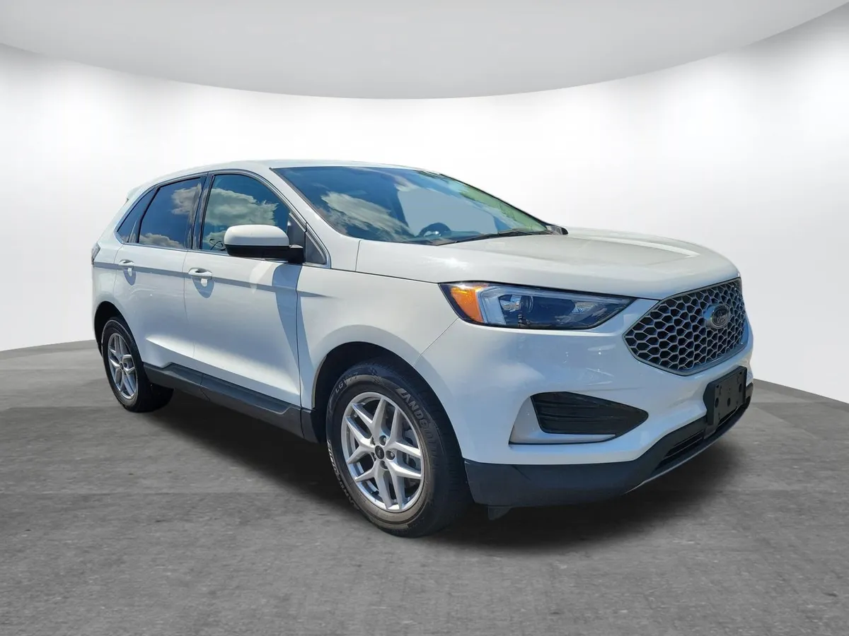 2024 Ford Edge thumbnail 23