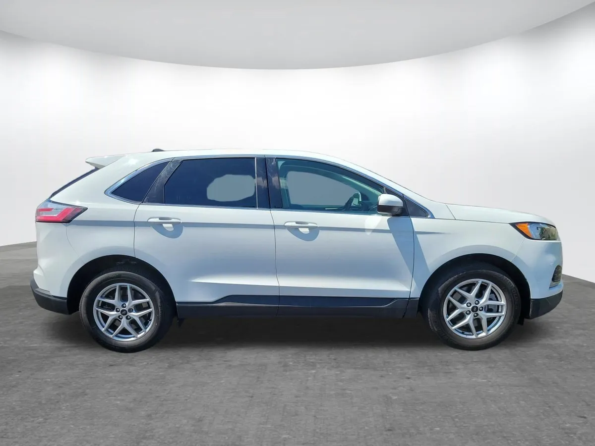 2024 Ford Edge thumbnail 26