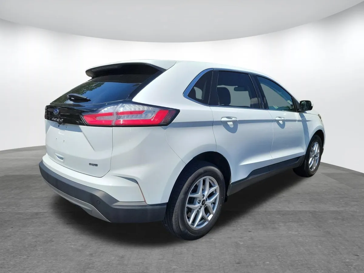 2024 Ford Edge thumbnail 27