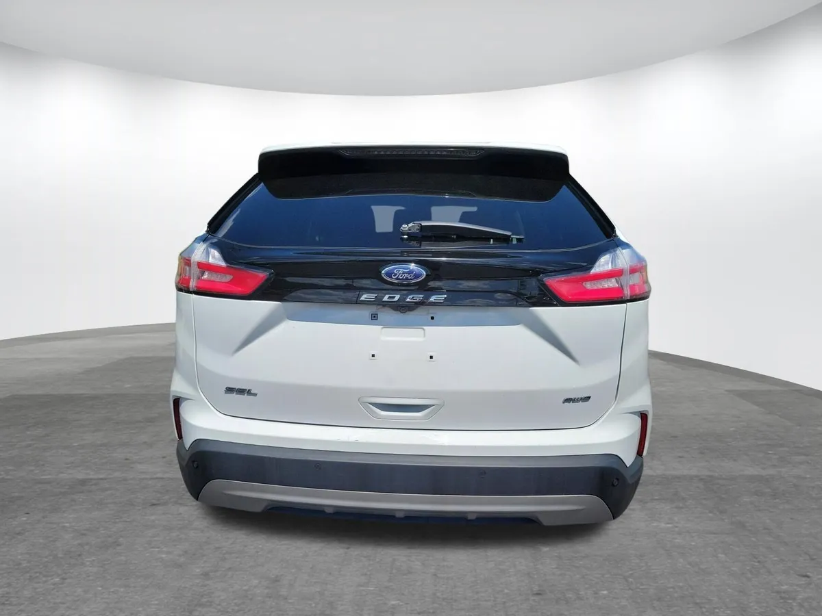 2024 Ford Edge thumbnail 28