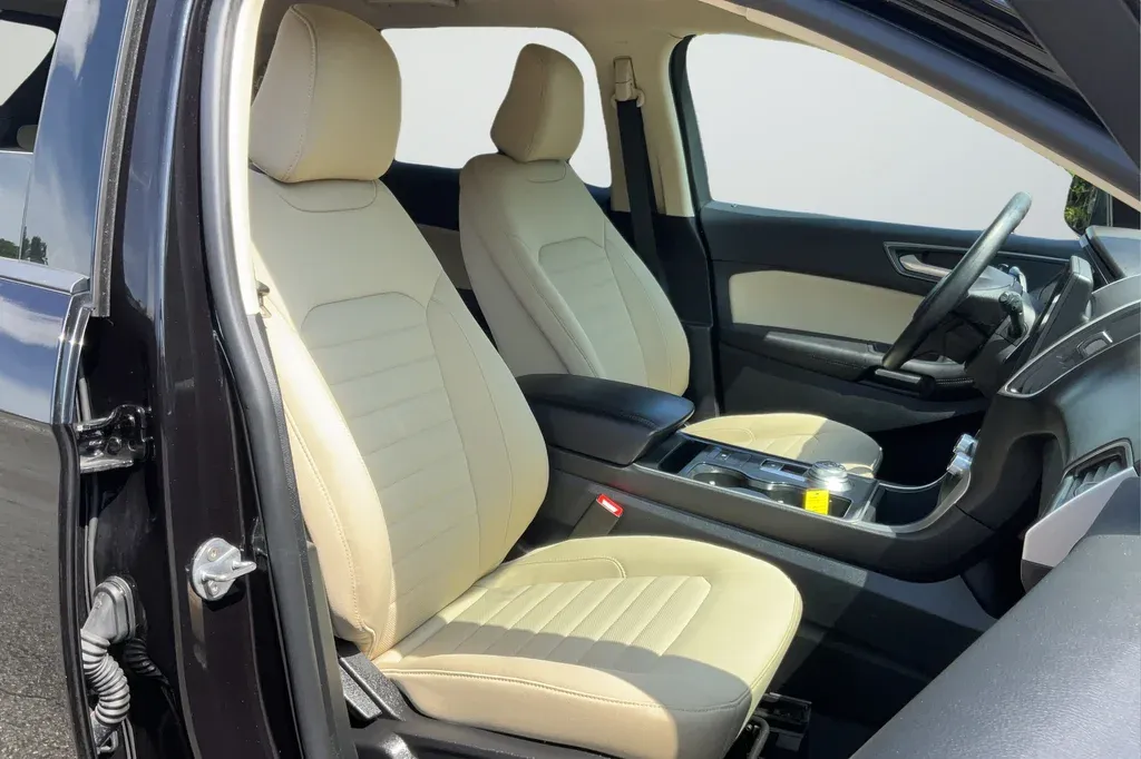 2024 Ford Edge SE thumbnail 20