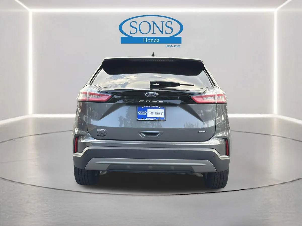 2024 Ford Edge SEL thumbnail 22