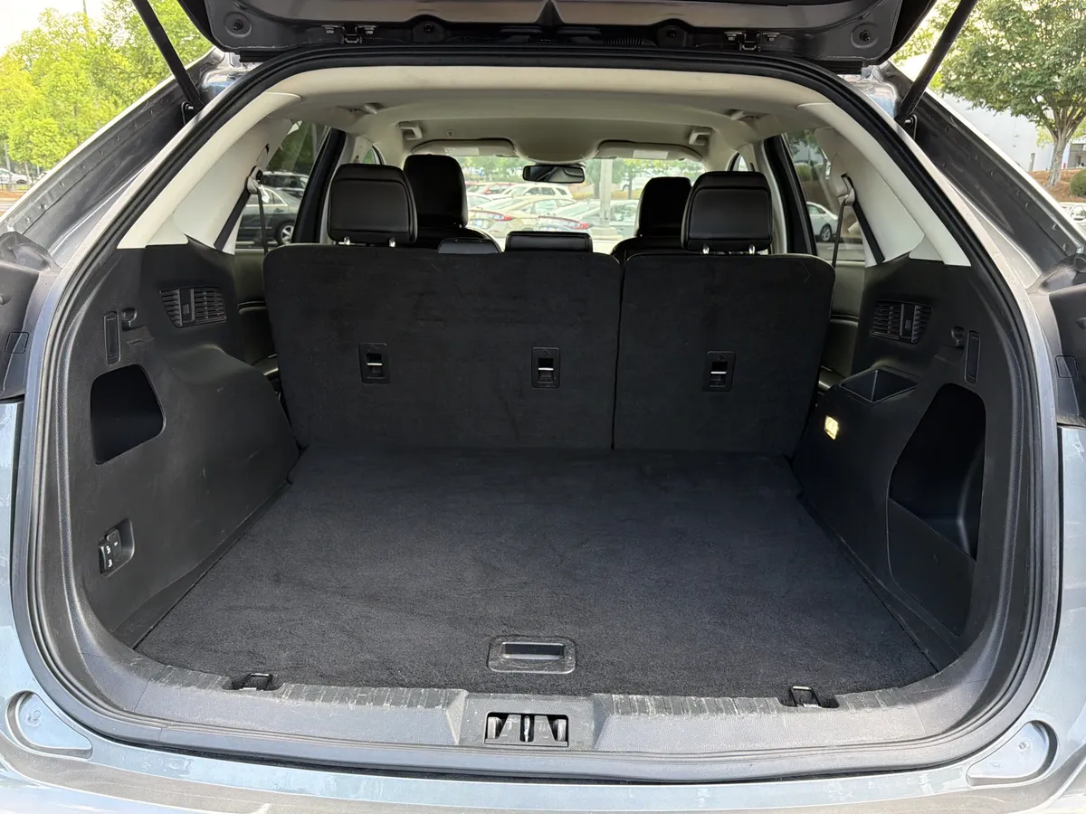 2024 Ford Edge SEL thumbnail 24
